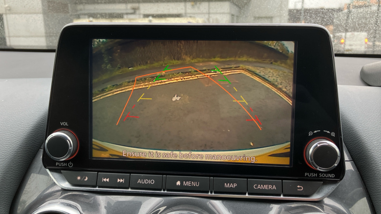 Nissan Juke 1.0 DiG-T N-Connecta 5dr Petrol Hatchback